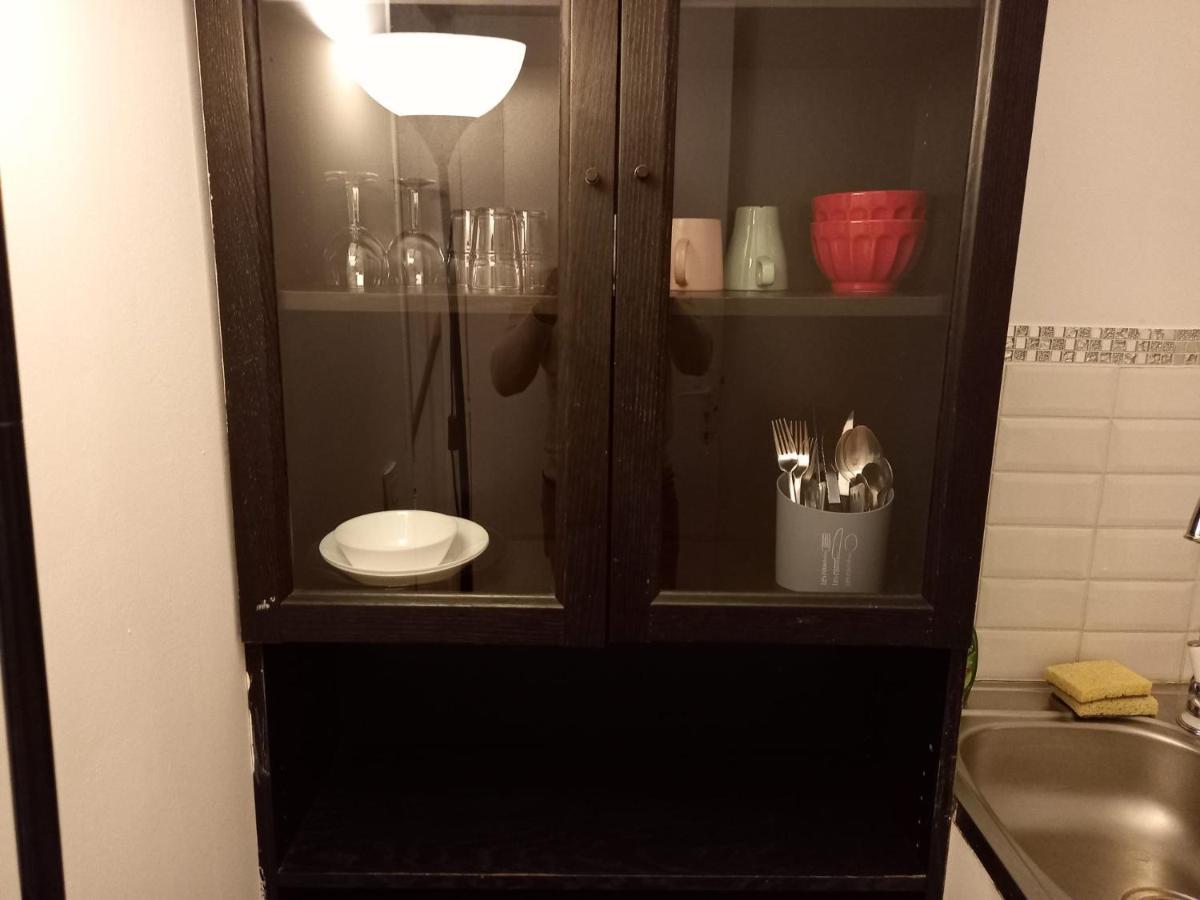 3 Hebergements - Au 1Er Etage 1 Appartement 2 Pieces Et Au 2Eme Etage Un Logement De 2 Chambres Louees Separement Avec Coin Cuisine Et Toilettes A Partager- Dans Pavillon Au Pied Du Rer B A 5 Minutes De Paris Et 30 Mn Stade De France Cachan Eksteriør bilde